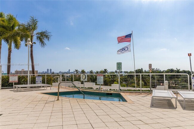 Photo - 7900 Harbor Island Dr Unit 712
