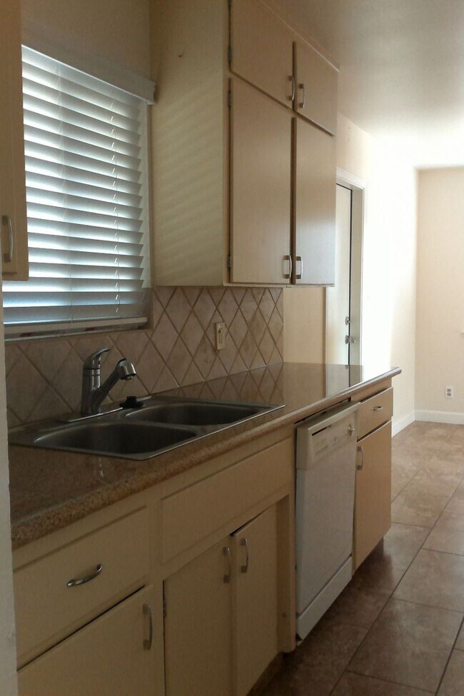 Photo - Lovely 3 Bedroom 1.5 Bath in Clovis