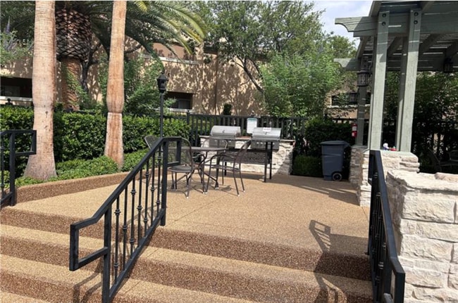 1613 Cardinal Bluff Dr