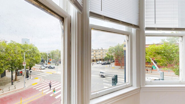 Photo - 17 Hermann St Unidad 104