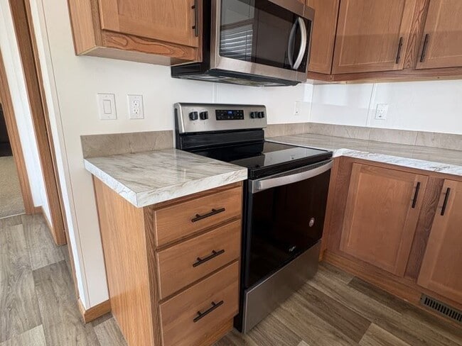 Photo - 486 Baja Ln S