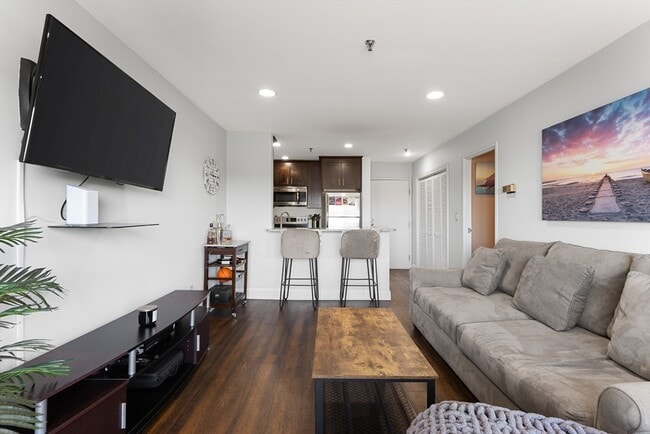 Photo - 133 Commander Shea Blvd Unidad 407