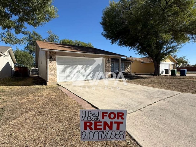 Photo - 774 Sawtooth Dr House
