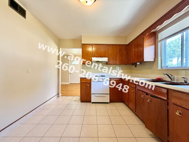 Photo - 3 bedroom House