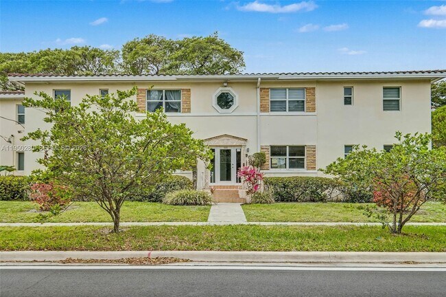 Photo - 9160 NE 8th Ave Unit 2J