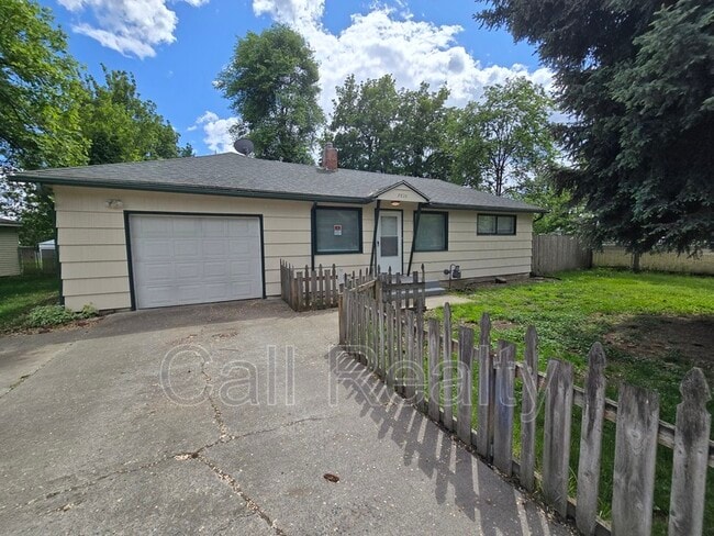 Photo - 7610 E S Riverway Ave House