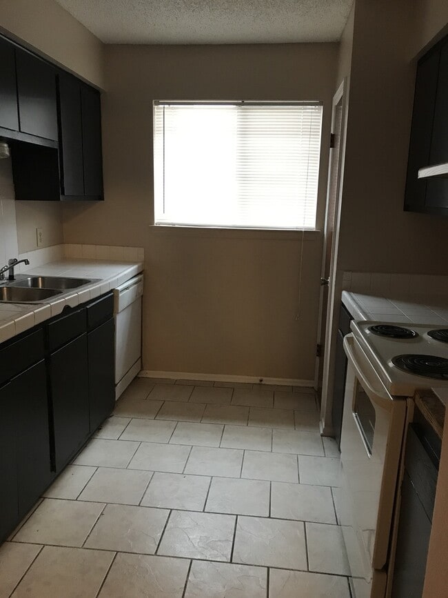 Photo - 8845 GSRI Ave Unit 8845-C