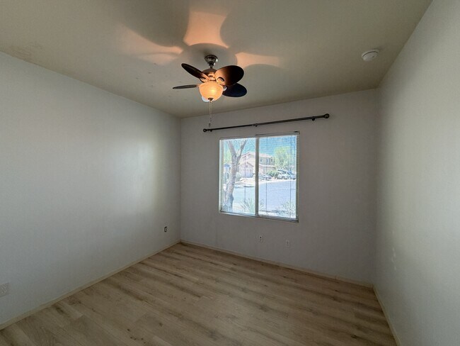 Photo - 1145 E Madera Grove Ln