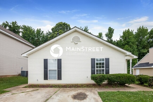 Photo - 2729 Fairstone Ave House
