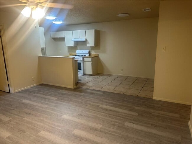 Photo - 2602 S Bagdad Rd