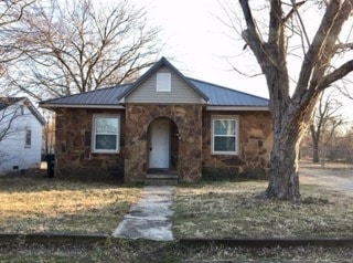 Photo - 317 W Chicago St House