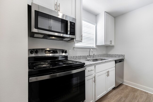 Photo - Artwalk Bucktown