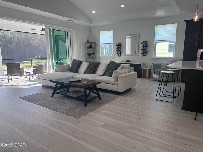 Photo - 9259 Paradise Dr