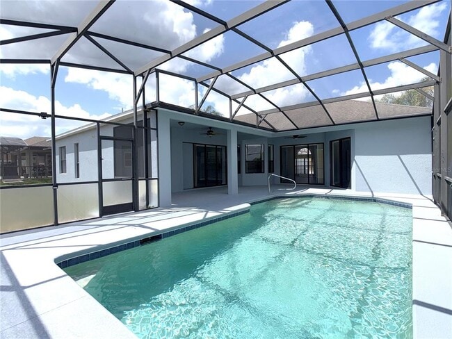 Photo - 448 Coventry Rd