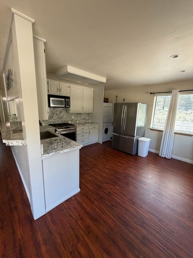 Photo - 3 Bedroom Home with Mountain Views Bordering National Forest