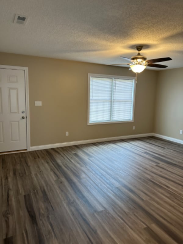 Photo - 144 Scenic Dr