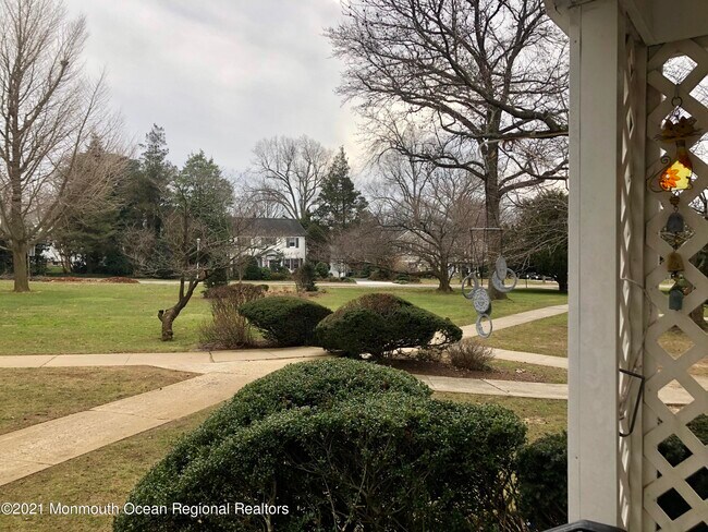 Photo - 86 Manor Dr