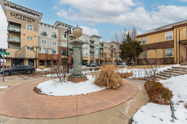 Photo - 3304 E Douglas Ave