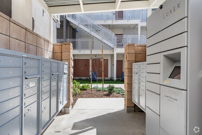 Mail Center
