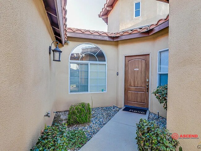 Photo - Stunning 3 Bedroom Home In Rosedale!