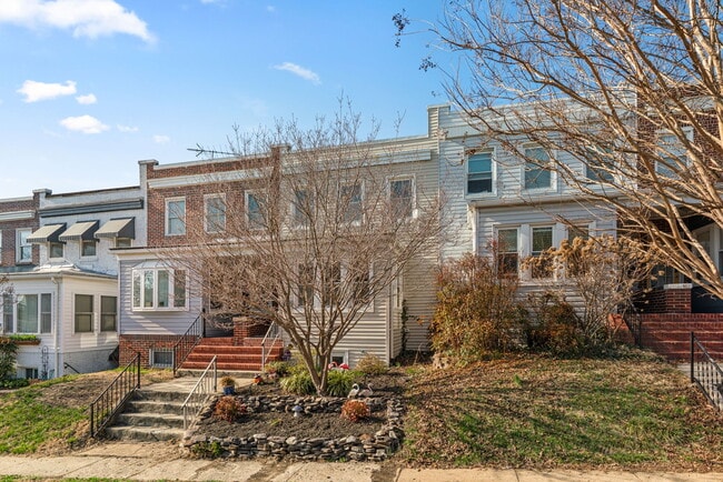 Photo - 1104 Weldon Ave