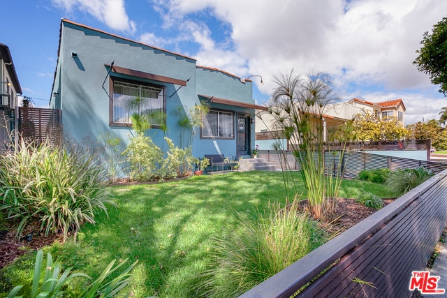 Photo - 1725 S Sycamore Ave Unit 1725