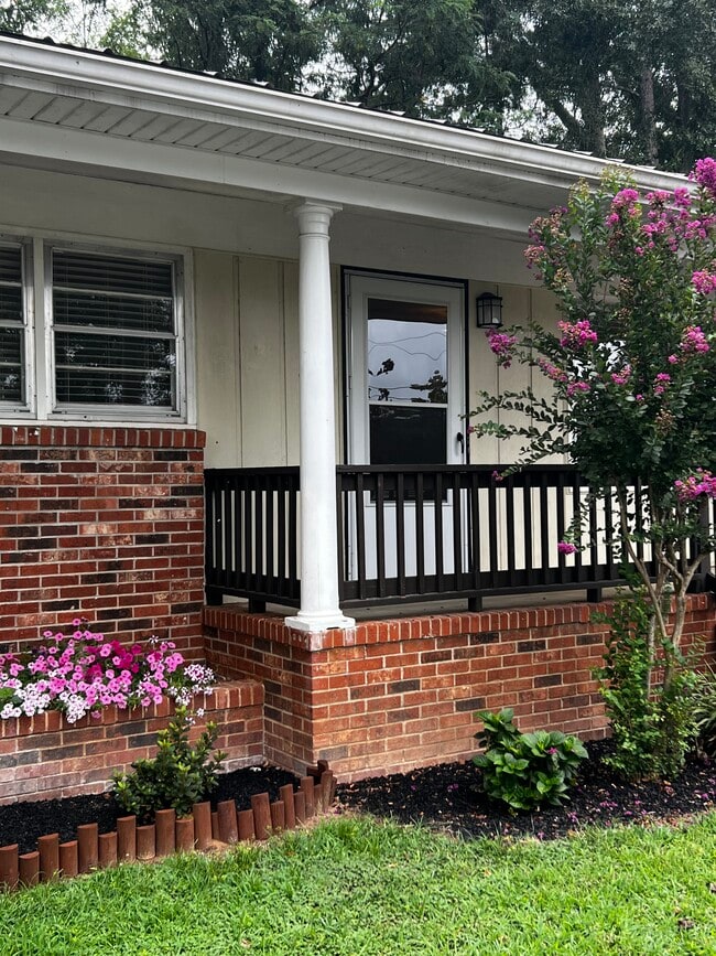 Front of Unit - 131 Freedom Dr