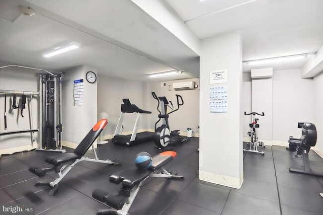 Photo - 4000 Tunlaw Rd NW Unidad 611