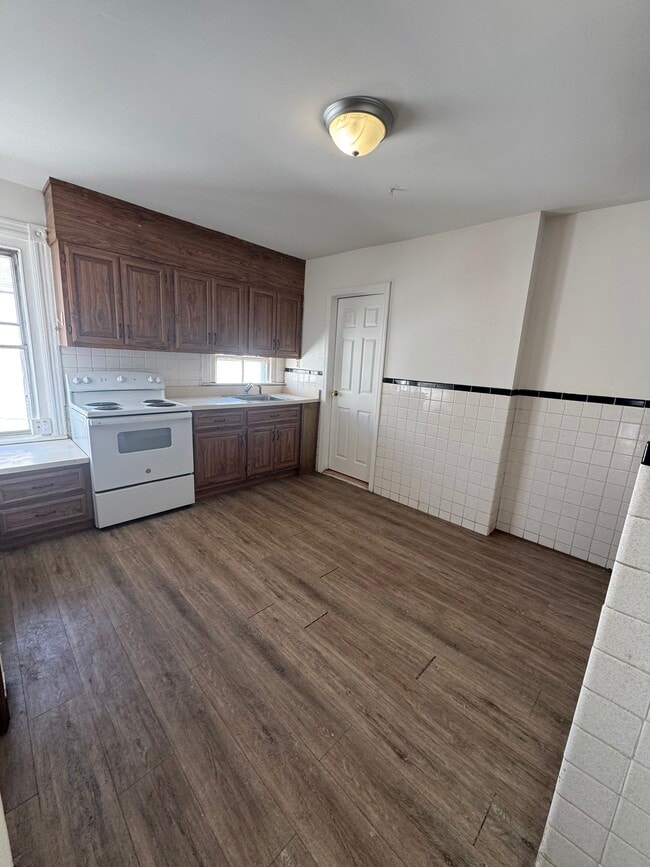 Photo - 10 Anderson St Unit 1