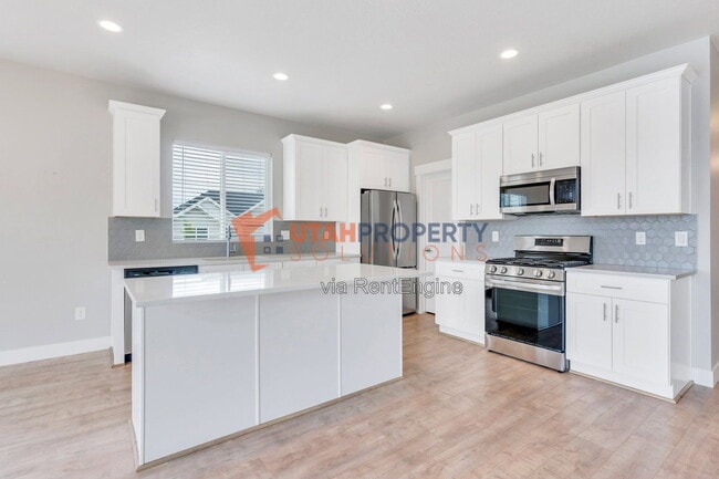 Photo - 7632 S Waverly Hls Ln