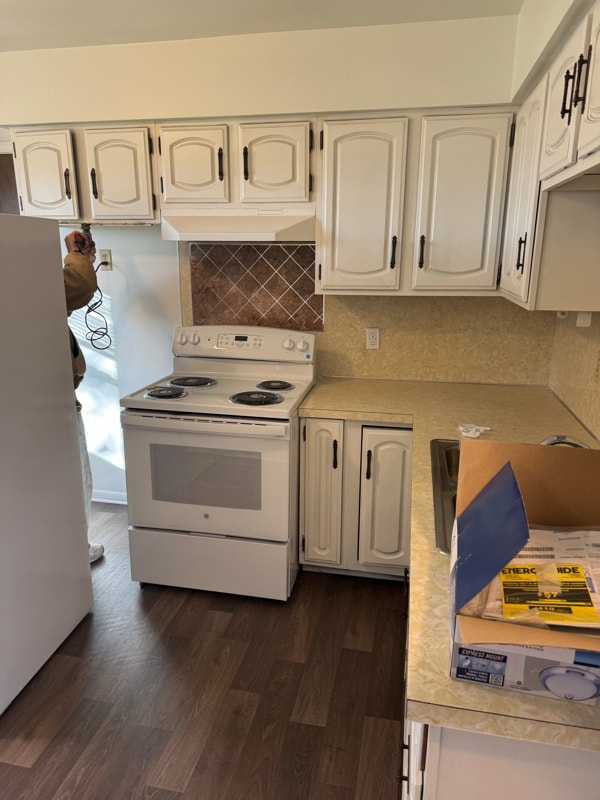 Photo - 10380 Lansing Rd Unit 10380