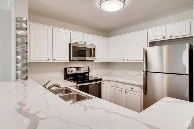 Building Photo - 3550 Lebon Dr Rental