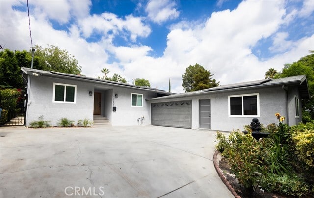 Building Photo - 22257 MacFarlane Dr Rental