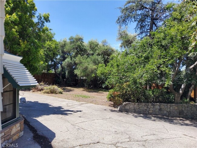 Photo - 10630 Hillhaven Ave