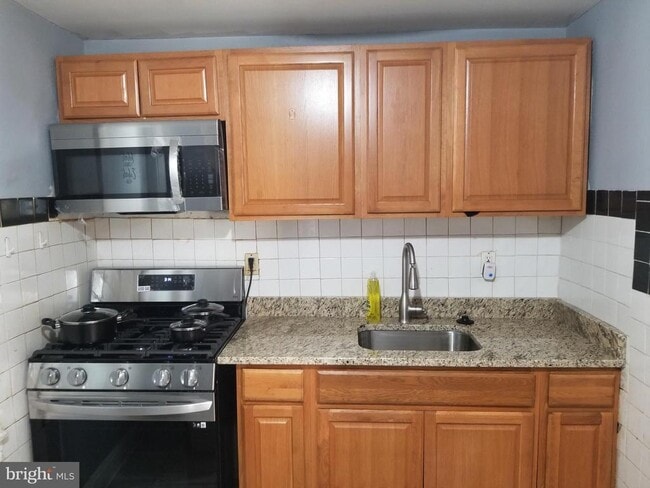 Building Photo - 11 Whist Pl Rental
