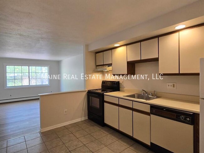 Photo - 20 Tall Pines Dr Apartment Unit 11