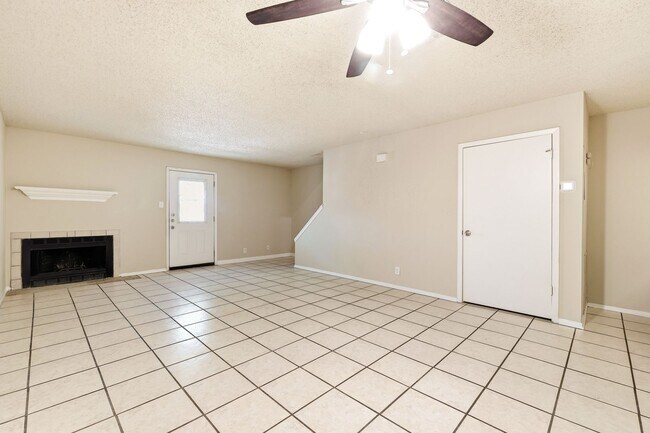 Photo - 4927 Ty Terrace St Unit Apt. 3