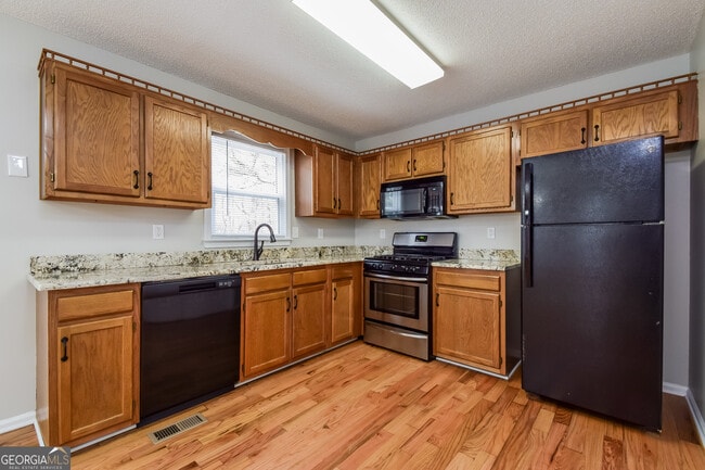 Photo - 3 Dene Dr