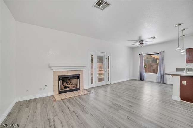 Photo - 2304 Chatfield Dr