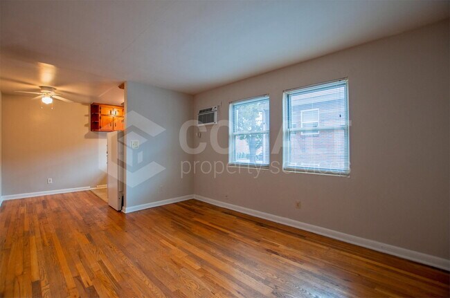 Photo - 944 St Charles Ave NE Unit 9