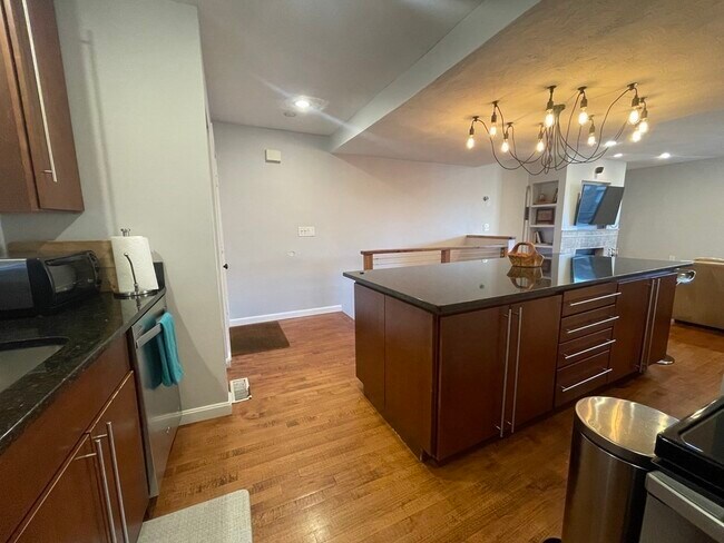 Photo - 196 Allston St