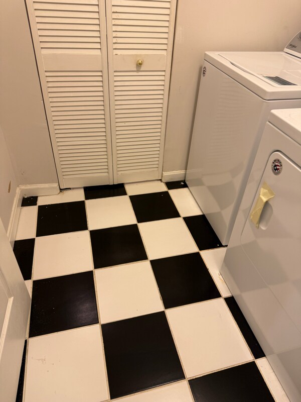 Photo - 2719 Crestwick Pl