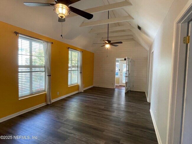 Photo - 164 Gault St Casa