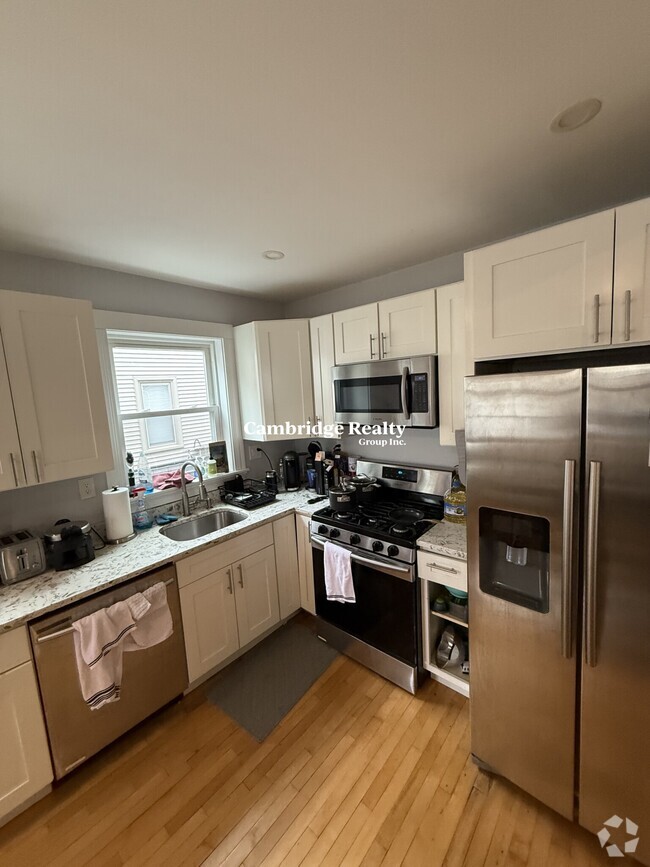 Building Photo - 6 Durham St Unit 1 Rental