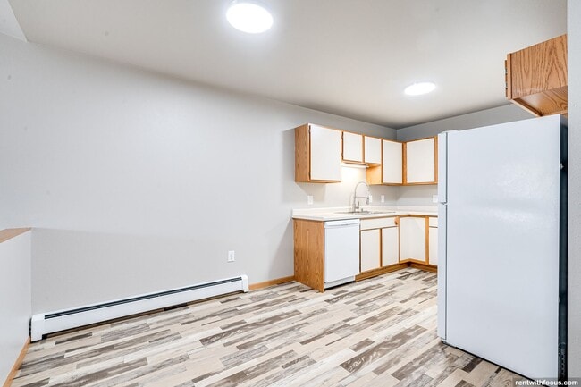 Photo - Lincoln Ridge