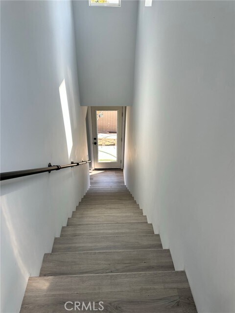 Photo - 331 E Ellis Ave