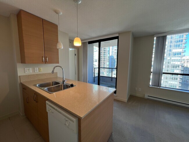 Photo - 1504-928 Homer Street Unit 1504