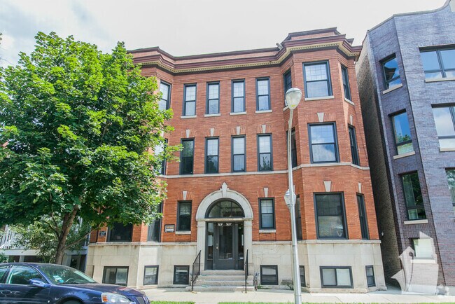 Building Photo - 3637 N Paulina St Unit 3637-1 Rental