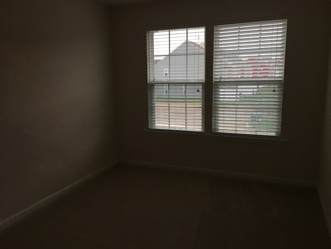 Photo - 8952 Ringview Dr