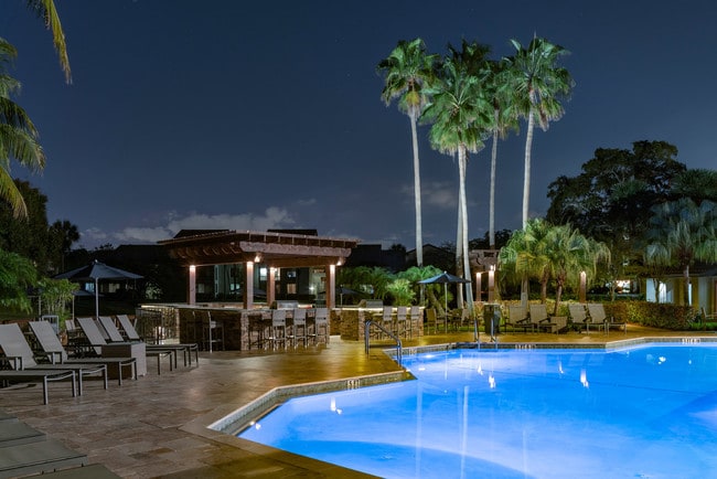 Building Photo - Los Prados Rental